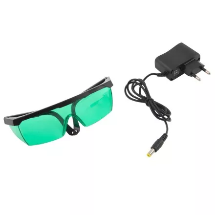 Лазерный уровень ML 06 Green, 30 м, 520 нм, аккумулятор Li 2800 мАч, резьба 5/8&quot; Matrix 35067 купить в Когалыме