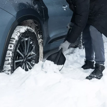 Лопата автомобильная Denzel, 230х290х690мм, сверхпрочный полиамид, 61670 купить в Когалыме