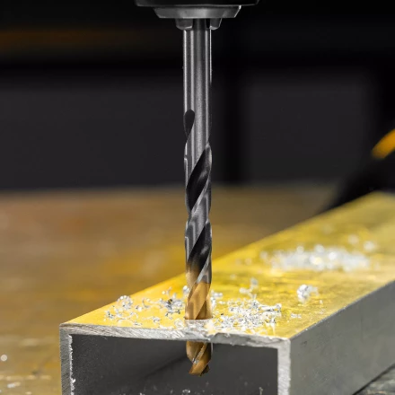 Сверло спиральное по металлу Denzel 7,5 x 109мм, Р6М5, Golden Tip, многогранная заточка, 718281 купить в Когалыме