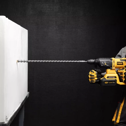 Бур по бетону, двойная спираль Denzel, 16 x 600 мм, три пылеотводящие кромки 705042 купить в Когалыме