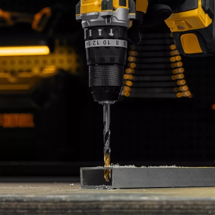 Сверло спиральное по металлу Denzel 8 x 117мм, Р6М5, Golden Tip, многогранная заточка, 718282 купить в Когалыме