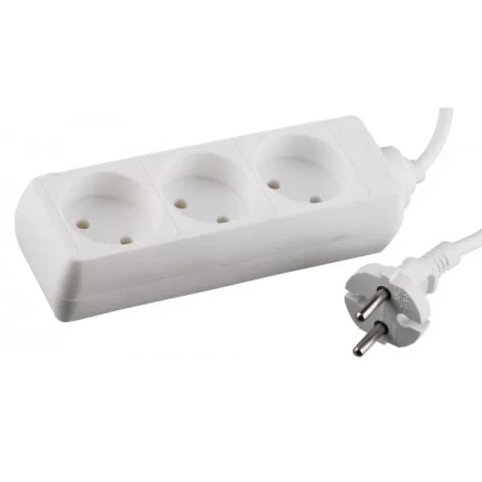 Удлинитель СВЕТОЗАР электрический: 3 гнезда, евророзетка, макс.мощность1500Вт, сеч. провода 0,75 кв.мм, 2м SV-55031-2 купить в Когалыме
