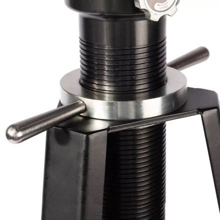 Съемник гидравлический самоцентрирующийся автономный КВТ СГСА-5К со встроенным насосом усилием 5 т (91804) купить в Когалыме