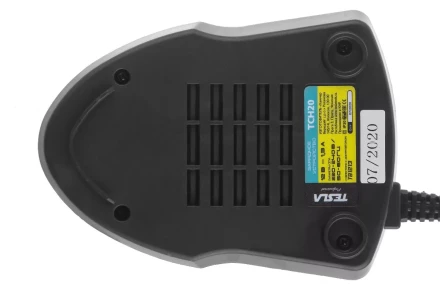 Зарядное устройство TESLA TCH20 купить в Когалыме
