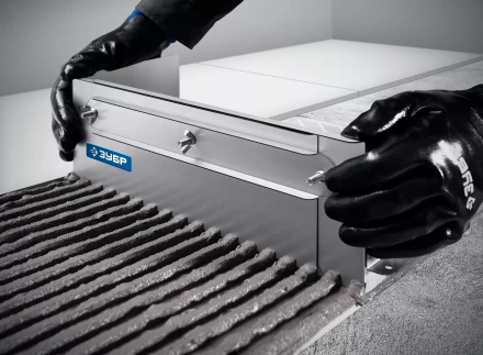 ЗУБР зуб 10*10 мм, до 600 мм, оцинкованная сталь, Раздвижная гребенка для плитки, ПРОФЕССИОНАЛ (08045-10) купить в Когалыме