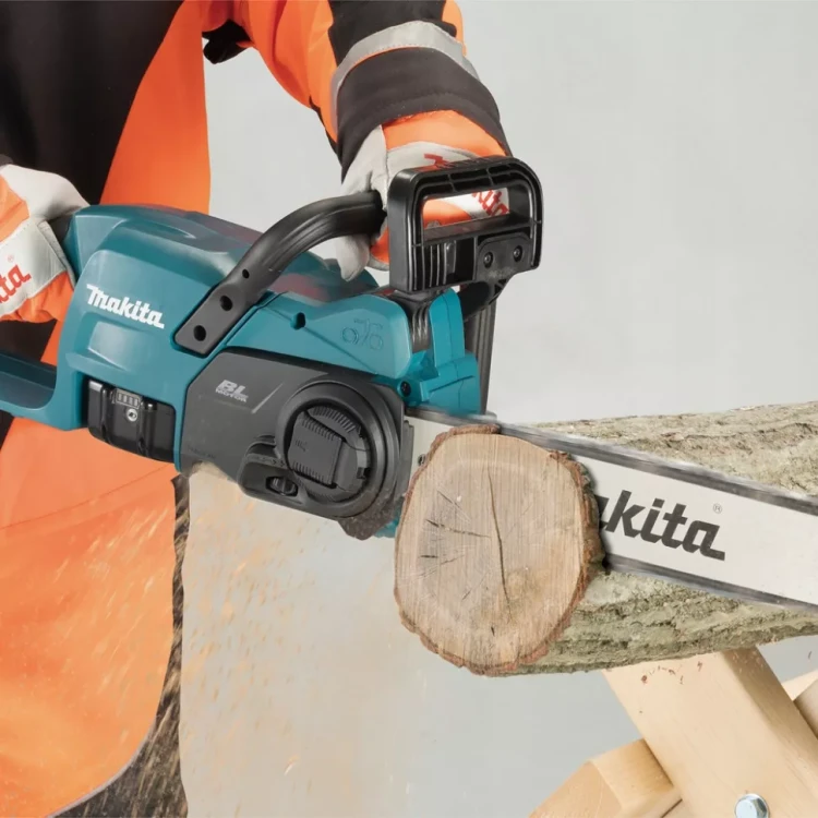 Аккумуляторная цепная пила 40см Makita DUC407Z (18V, без АКБ и ЗУ) купить в Когалыме
