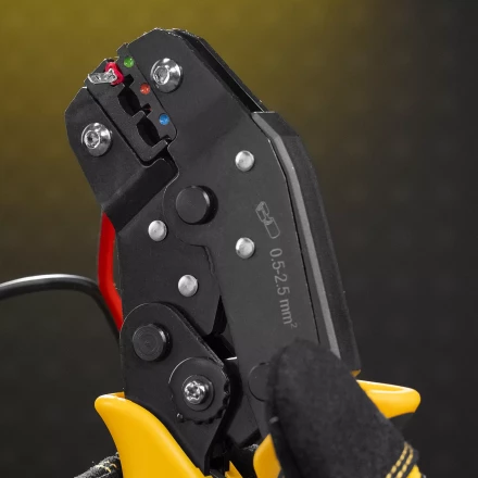 Клещи для обжима Denzel 17747 изолир. наконечников НКИ и НВИ, разъемов РПИ, гильз ГСИ, 0,5 - 2,5 мм2 купить в Когалыме