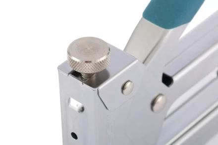 Степлер мебельный регулируемый (Handwerker) стальной корпус тип скобы 53, 4 - 14 мм GROSS 41000 купить в Когалыме