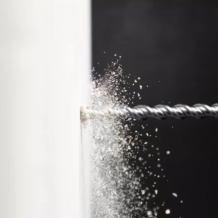 Бур по бетону Denzel, 18 x 600 мм, двойная спираль, три пылеотводящие кромки, 705046 купить в Когалыме