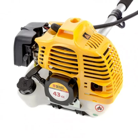 Триммер бензиновый Denzel DT 43 неразъемная штанга 96224 купить в Когалыме