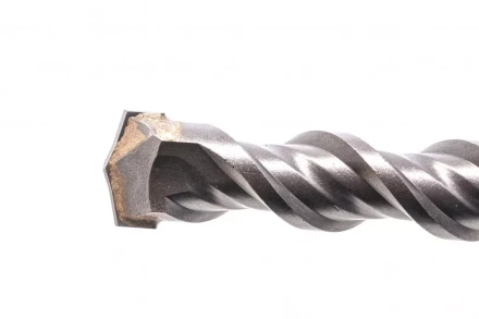 Бур по бетону Denzel, 22 x 310 мм, двойная спираль, три пылеотводящие кромки, 705053 купить в Когалыме