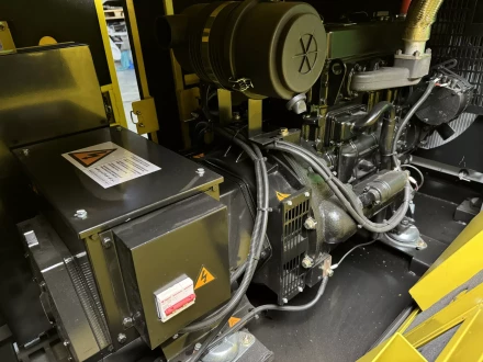 Дизельный генератор Vektor AD-20Y-T400 в шумозащитном кожухе купить в Когалыме