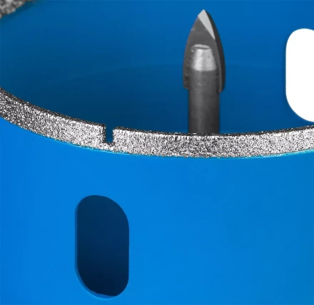 Коронка ЗУБР алмазная в сборе по кафелю, керамике с центрирующим сверлом и имбусовым ключом, зерно 60, 68мм 29850-68 купить в Когалыме