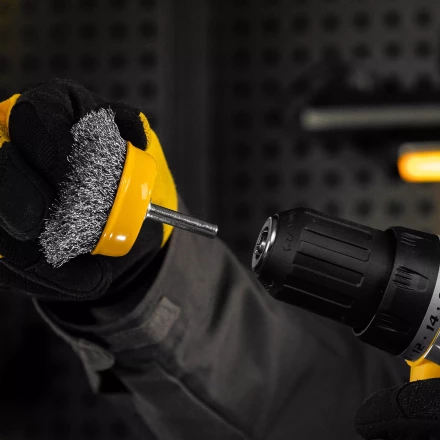 Щетка для дрели, 65 мм, Чашка, со шпилькой , нержавеющая витая проволока Denzel 744613 купить в Когалыме