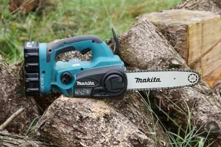 Аккумуляторная цепная пила Makita DUC302RF2 (2*3Ач, ЗУ) купить в Когалыме