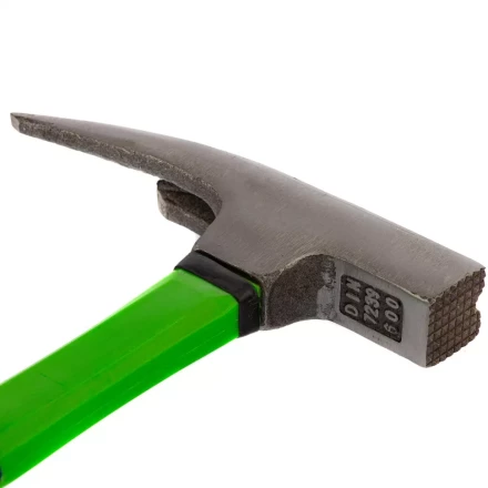 Молоток кровельщика, 600 г, фибергласовая обрезиненная рукоятка Сибртех 10628 купить в Когалыме