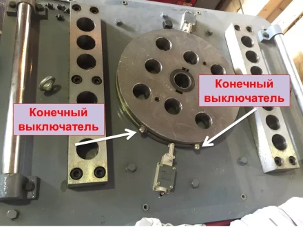 Гибщик арматуры VEKTOR GW50 с ЧПУ купить в Когалыме