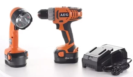 Аккумуляторная дрель AEG BS 12 G2 NC-142 CF 443769 купить в Когалыме