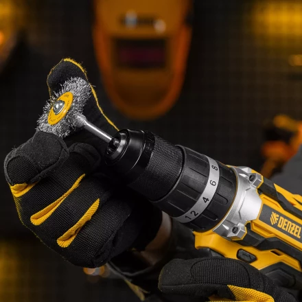 Набор щеток для дрели, 5 Плоских 25-38-50-63-75 мм, шпилька, нерж. вит. проволока Denzel 74495 купить в Когалыме