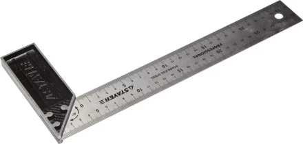 Угольник STAYER &quot;PROFI&quot; столярный, гравированная шкала, нержавеющее полотно 37мм, 300мм 3431-30_z01 купить в Когалыме