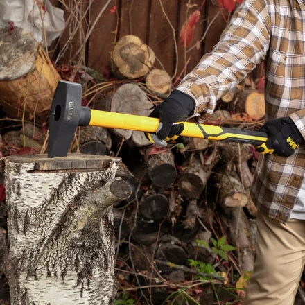 Колун-кувалда 3000 г Denzel 21851, кованая, фибергласовая  рукоятка c TPR покрытием, 880 мм купить в Когалыме