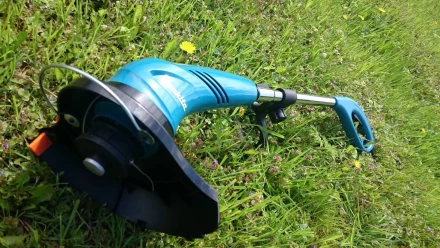 Триммер UR3000 Makita купить в Когалыме