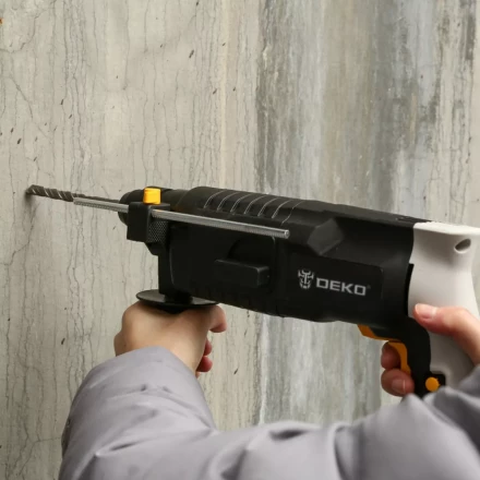 Перфоратор DKH650W DEKO, 063-4110, в кейсе купить в Когалыме