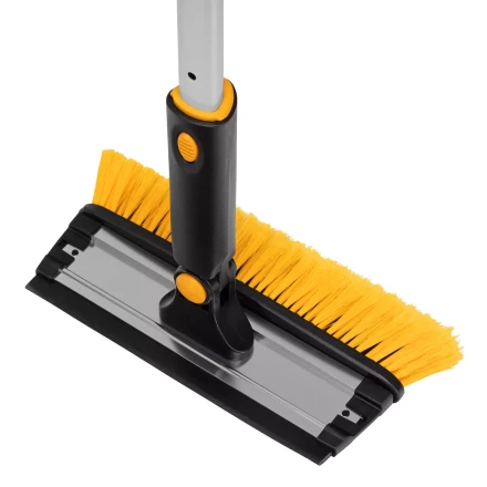 Щетка-сметка для снега со скребком Denzel, телескоп, поворотная голова, водосгон, 900-1200 мм 55308 купить в Когалыме