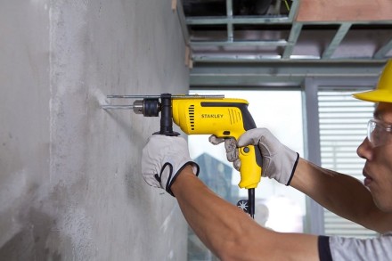 Дрель ударная Stanley SDH700 C купить в Когалыме