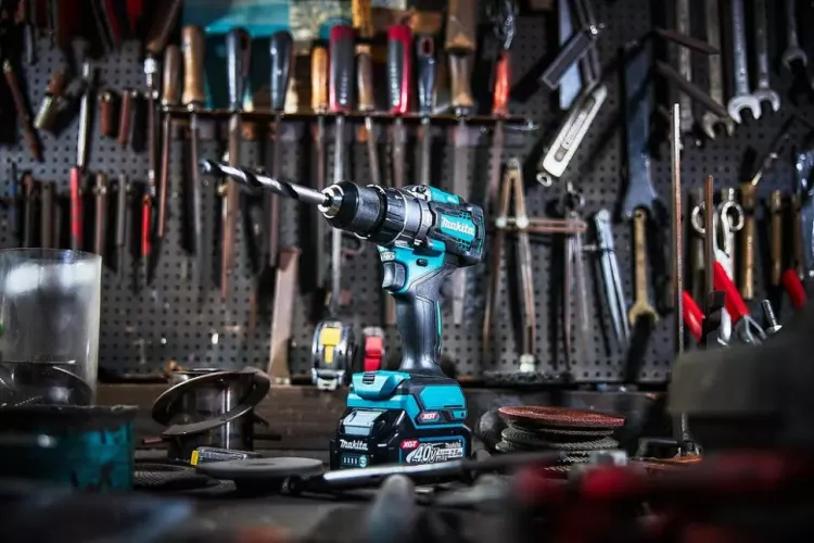 Ударная дрель-шуруповерт XGT Makita HP001GD201 купить в Когалыме