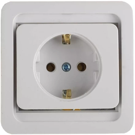 Розетка СВЕТОЗАР "ГАММА" одинарная, с заземлением, цвет белый, 16А/~250В SV-54105-W купить в Когалыме