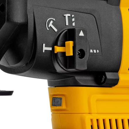 Перфоратор аккумуляторный BLRH-IB-26-0 Li-Ion, 18 В Denzel 26702 купить в Когалыме