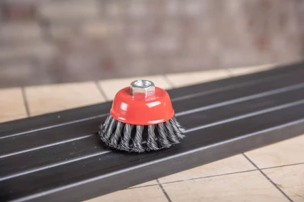 Кордщетка HAMMER чаша 85мм для УШМ витая сталь (207-106) купить в Когалыме