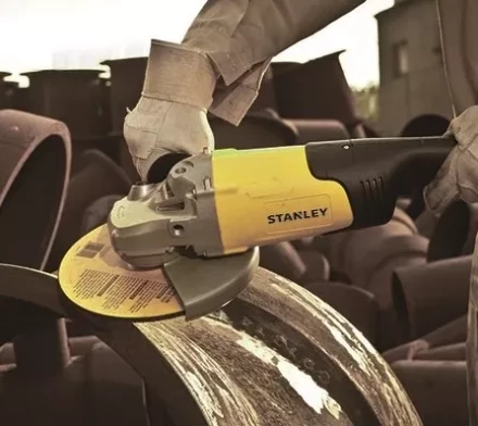 Шлифмашина УШМ Stanley STGL2023 купить в Когалыме
