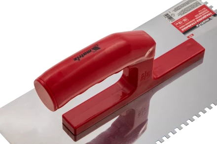 Гладилка из нержавеющей стали, 280 х 130 мм, зеркальная полировка, пластмассовая ручка, зуб 4 х 4 мм Matrix 86780 купить в Когалыме