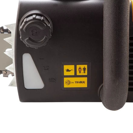 Пила цепная электрическая Denzel EDS-2000, 2 кВт,продольная, шина 40 см, шаг 3/8, паз 1.3 мм, 56 звеньев 95618 купить в Когалыме