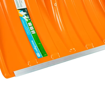 Лопата для уборки снега пластиковая Сибртех, 490х370х1350 мм, стальной черенок, усиленная 61667 купить в Когалыме