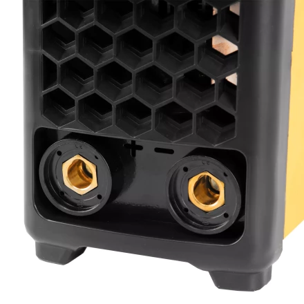 Аппарат инвертор. дуговой сварки SDM-220 Top, 220 А, ПВ 60%// Denzel 94357 купить в Когалыме