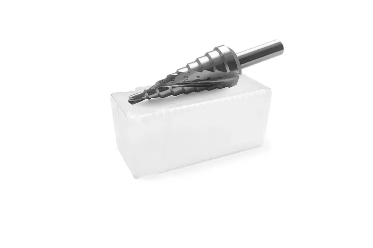 Ступенчатое сверло MESSER со спиральной канавкой. Диаметр 4-20 мм. Ступеней 9. купить в Когалыме