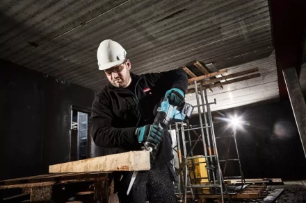 Аккумуляторная сабельная пила Makita XGT JR001GZ (без АКБ и ЗУ) купить в Когалыме