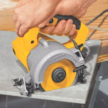 Плиткорез  DWC 410 1300Вт DeWalt купить в Когалыме