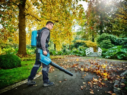 Аккумуляторная воздуходувка Makita DUB184Z (без АКБ и ЗУ) купить в Когалыме