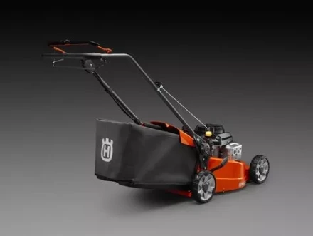 Газонокосилка бензиновая Husqvarna LC 551SP. Профи самоходная KawasakiFJ180 купить в Когалыме