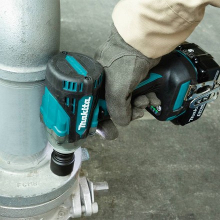 Аккумуляторный ударный гайковерт Makita DTW300RTJ (2 АКБ 5 Ач, ЗУ) купить в Когалыме