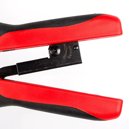 Кримпер многофункциональный КВТ JT-03 с 3 встроенными модулями для обжима RJ-45, RJ-12, RJ-11 (79759) купить в Когалыме