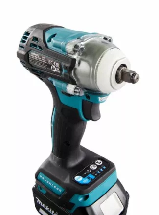 Аккумуляторный ударный гайковерт Makita DTW302RTJ купить в Когалыме