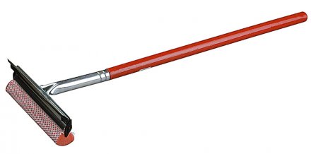 Стеклоочиститель-скребок STAYER &quot;PROFI&quot; с деревянной ручкой 0876 купить в Когалыме