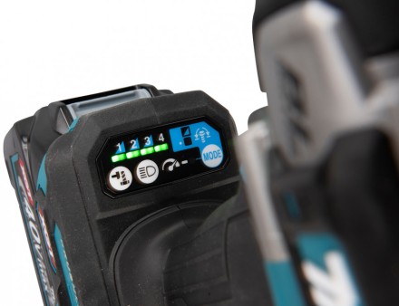 Аккумуляторный ударный гайковерт  XGT Makita TW007GD201 купить в Когалыме