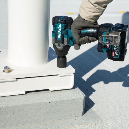 Аккумуляторный ударный гайковерт  XGT Makita TW007GD201 купить в Когалыме