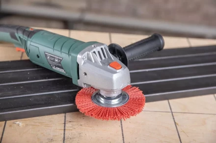 Кордщетка HAMMER плоская 125мм для УШМ нейлон (207-115) купить в Когалыме